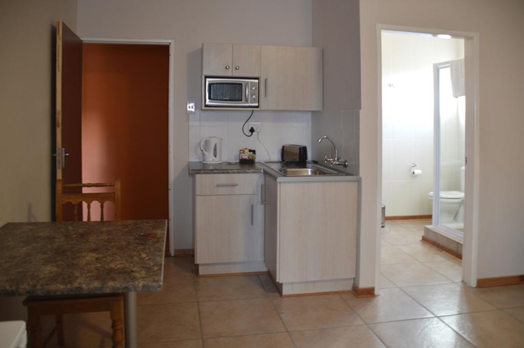 Two Bells Guest House Μπλουμφοντέιν Δωμάτιο φωτογραφία