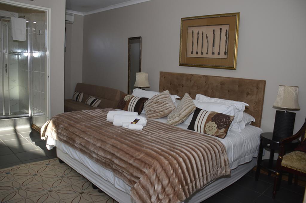 Two Bells Guest House Μπλουμφοντέιν Δωμάτιο φωτογραφία