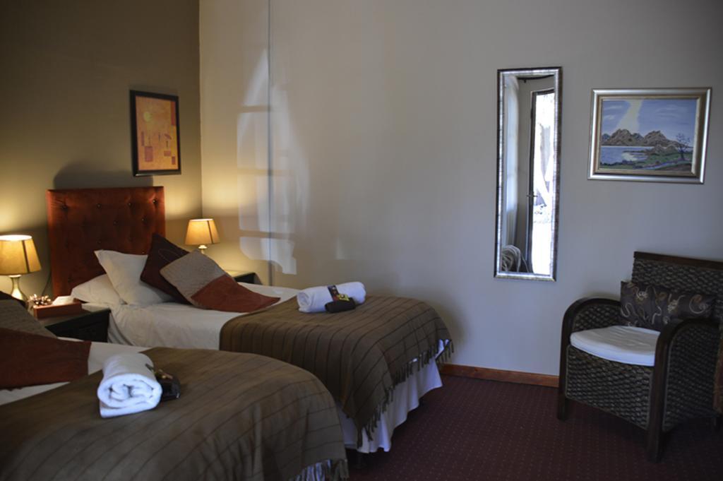 Two Bells Guest House Μπλουμφοντέιν Δωμάτιο φωτογραφία