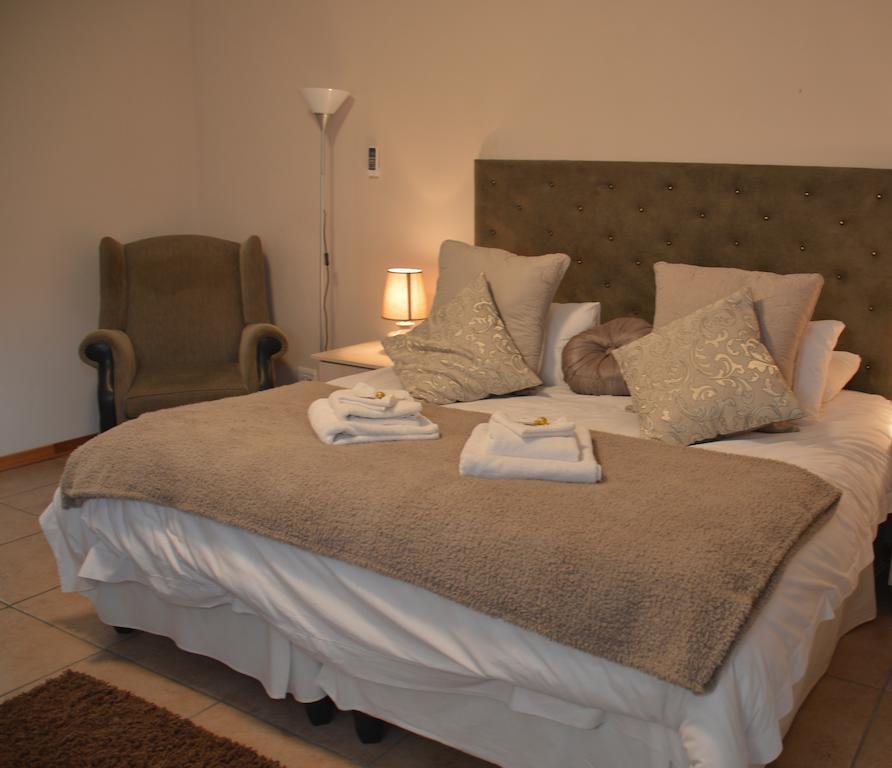 Two Bells Guest House Μπλουμφοντέιν Εξωτερικό φωτογραφία