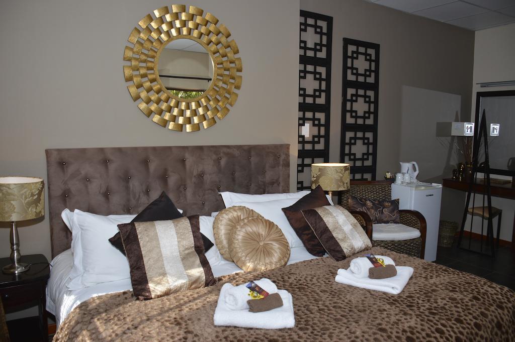Two Bells Guest House Μπλουμφοντέιν Δωμάτιο φωτογραφία