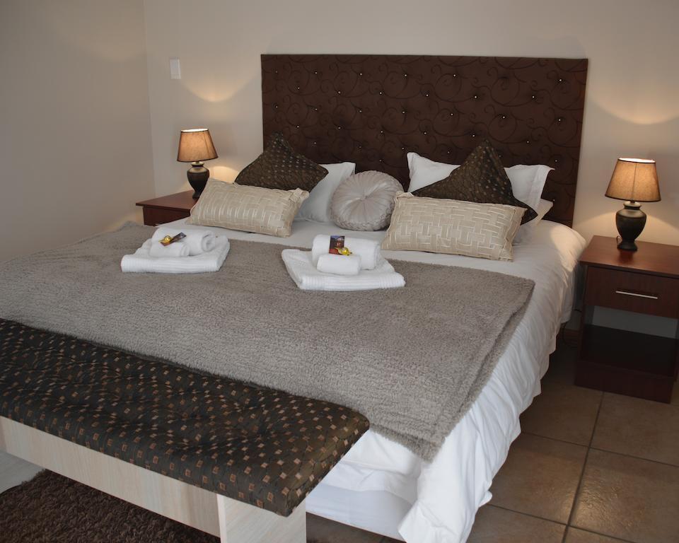 Two Bells Guest House Μπλουμφοντέιν Δωμάτιο φωτογραφία